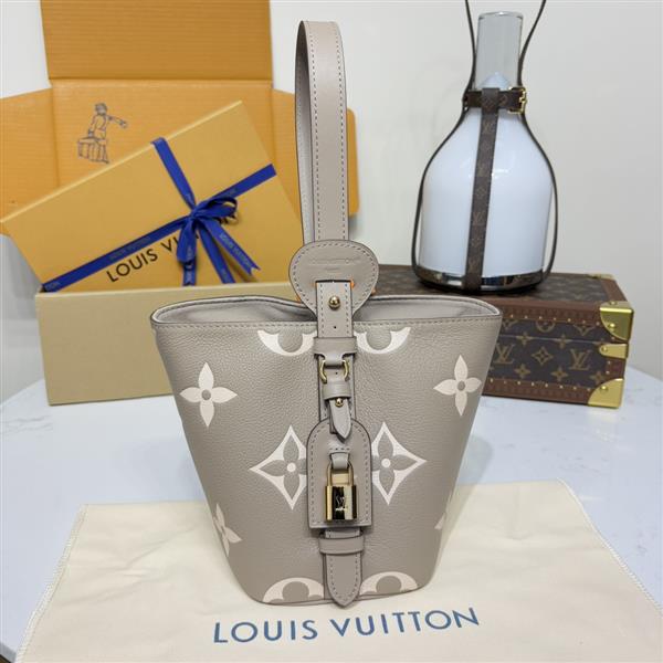 2026120181643904 130